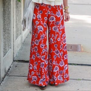 Billabong wide leg Palazzo pants red blue purple floral print size small